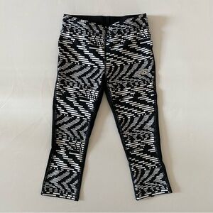 New Balance Capri Leggings Women's size Small